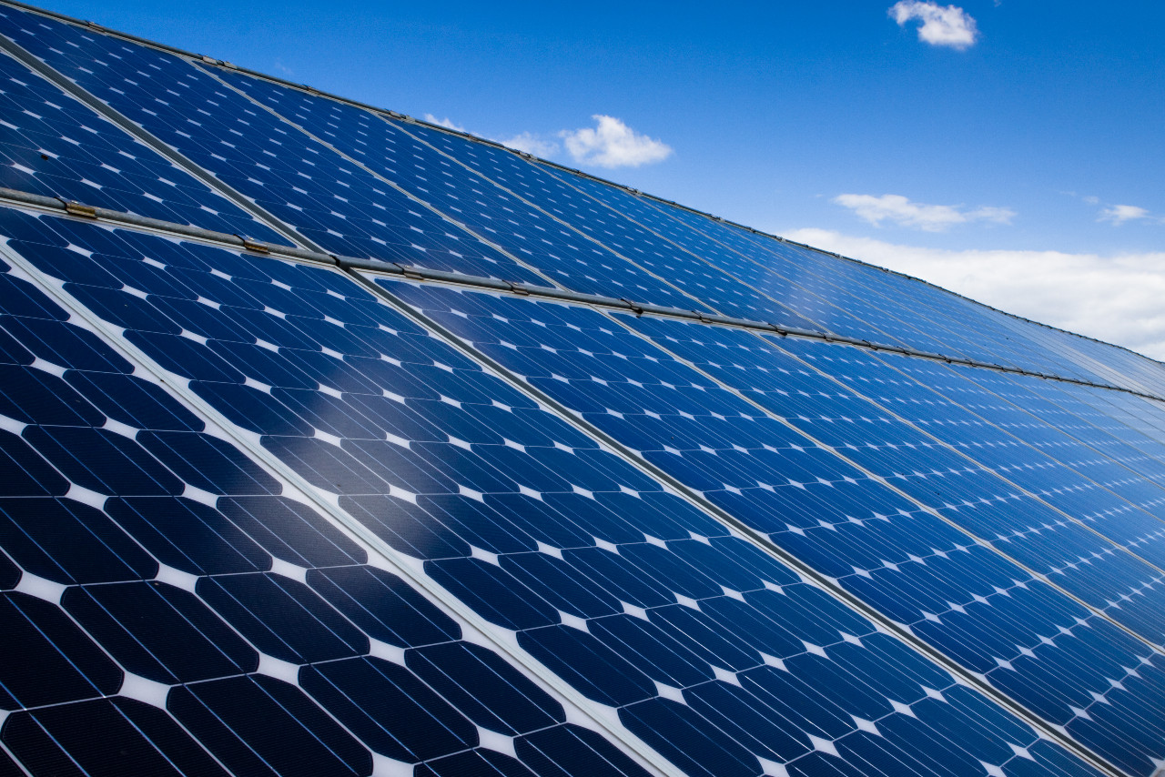 Pannelli fotovoltaici utilizzati per rappresentare i nuovi impianti FER Energyco